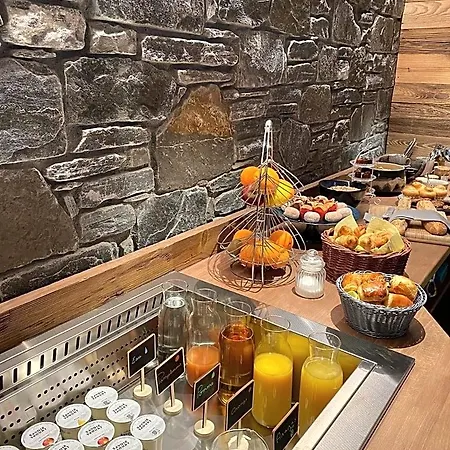 住宿加早餐酒店 Les Mazots Des Fees 莫尔济讷